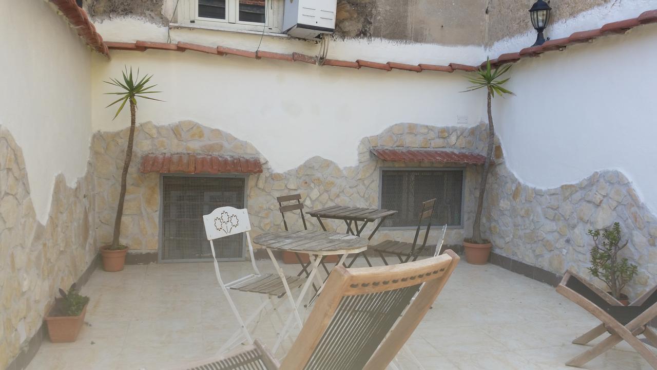 Hotel Residenza Il Castello à Naples Extérieur photo