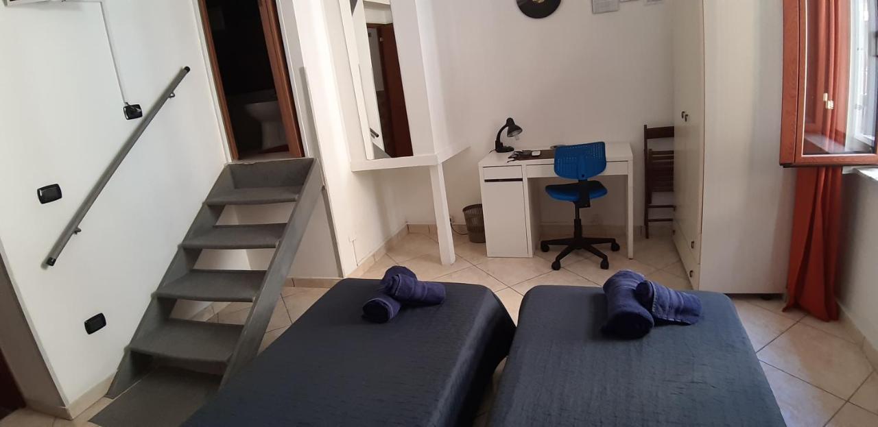 Hotel Residenza Il Castello à Naples Extérieur photo